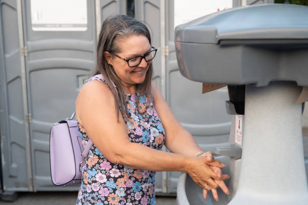 Best Luxury portable toilet rental  in Trempealeau, WI
